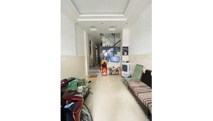 Chỉ 4.6 TỶ TL! 49M², 2Tầng /3pn, HẺM XE HƠI, Quang Trung Gò Vấp!
